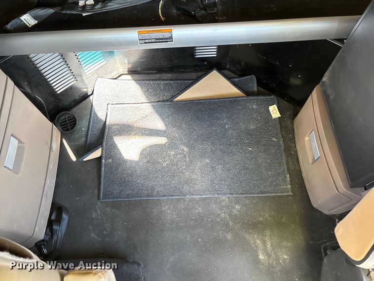 image for item YA1153 2017 Kenworth T680 semi truck