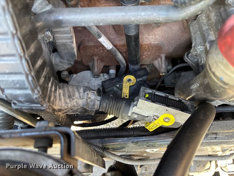 image for item YA1153 2017 Kenworth T680 semi truck