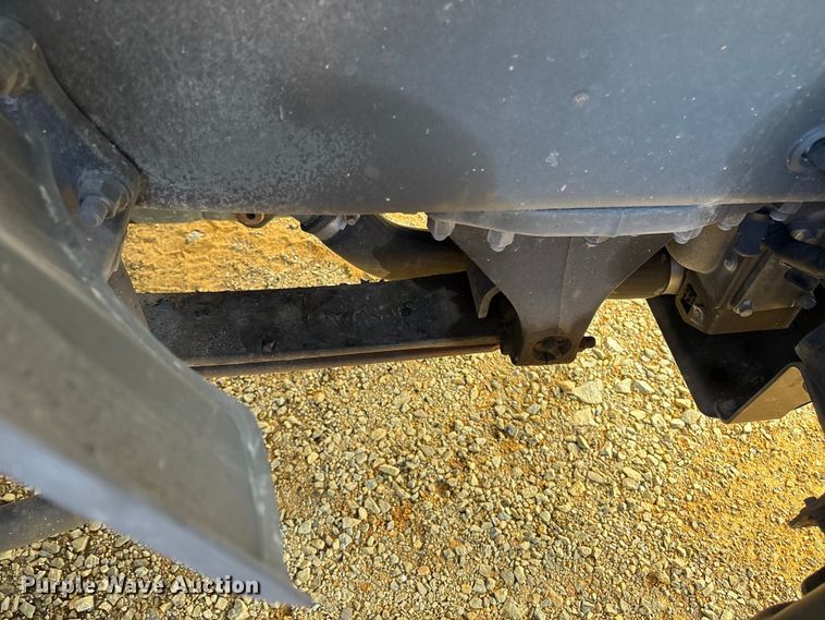 image for item YA1156 2020 Volvo VNL semi truck