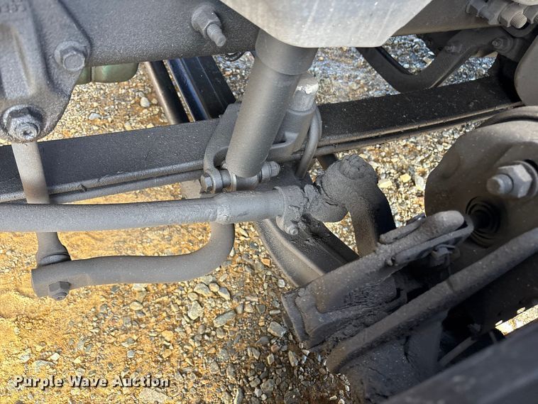 image for item YA1156 2020 Volvo VNL semi truck