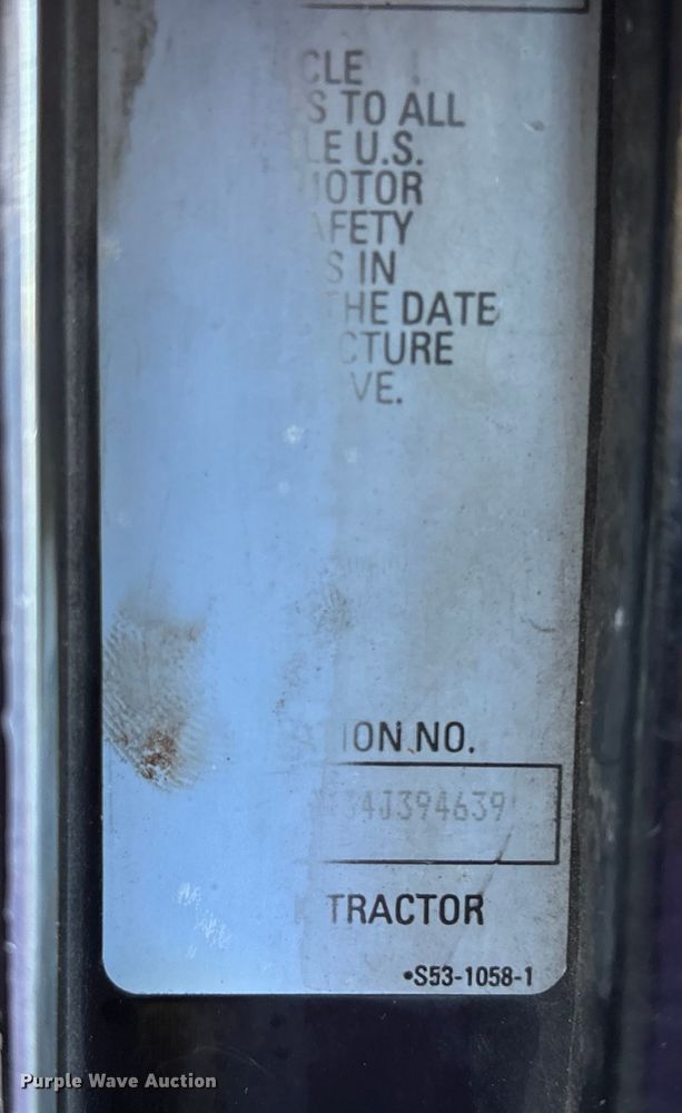 image for item YA1164 2004 Kenworth W900 semi truck