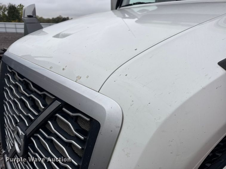 image for item YA1173 2021 Volvo VNL semi truck