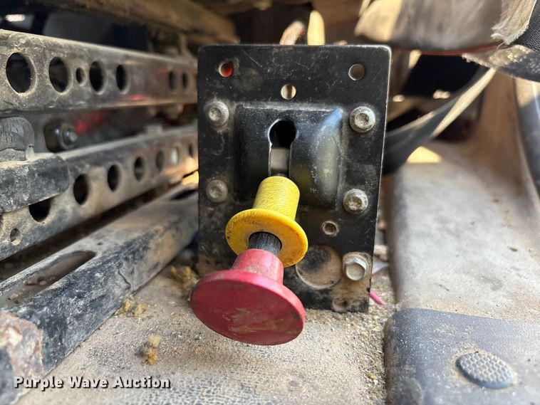 image for item YA1175 2016 Freightliner Cascadia semi truck