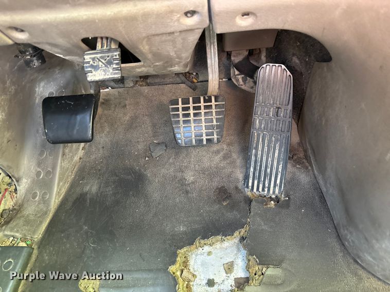 image for item YA1175 2016 Freightliner Cascadia semi truck