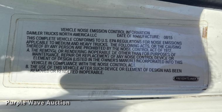 image for item YA1175 2016 Freightliner Cascadia semi truck