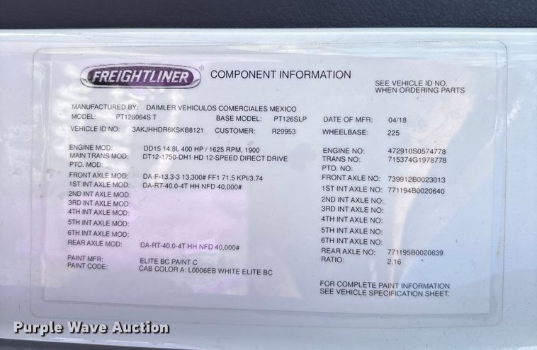 image for item YA1179 2019 Freightliner Cascadia semi truck