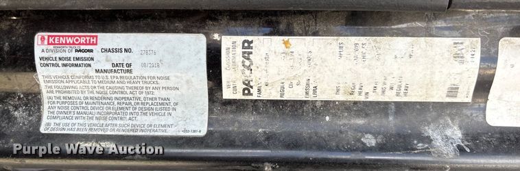 image for item YA1189 2019 Kenworth T680 semi truck