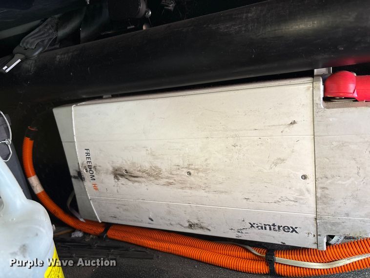 image for item YA1201 2017 Peterbilt 579 semi truck