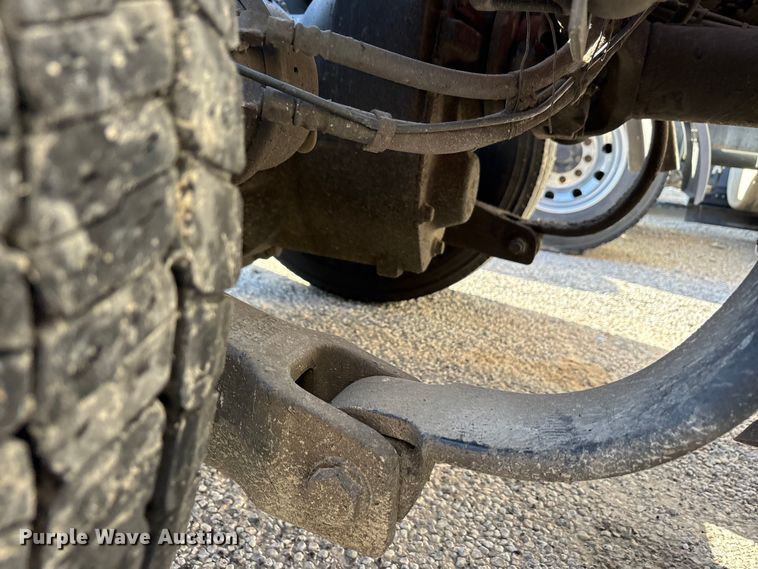 image for item YA1201 2017 Peterbilt 579 semi truck