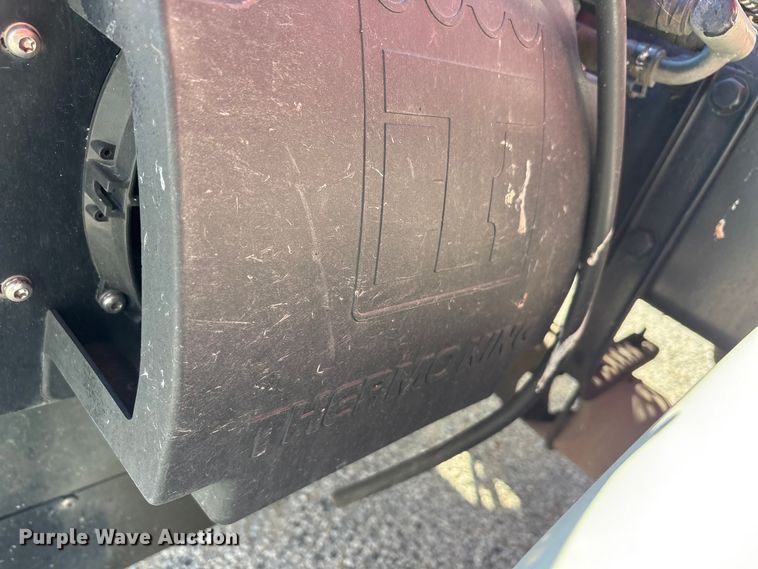 image for item YA1201 2017 Peterbilt 579 semi truck