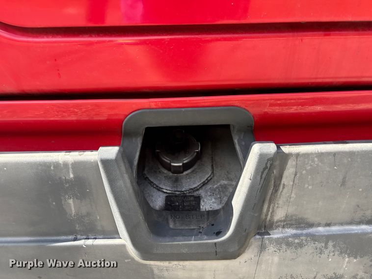 image for item YA1226 2020 Freightliner Cascadia semi truck