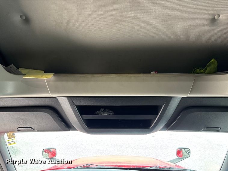 image for item YA1226 2020 Freightliner Cascadia semi truck