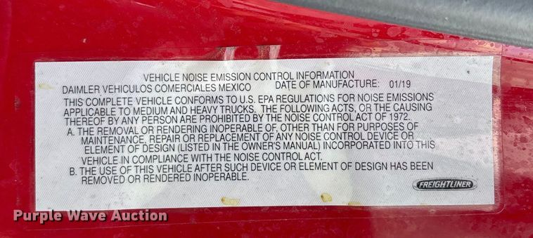 image for item YA1226 2020 Freightliner Cascadia semi truck