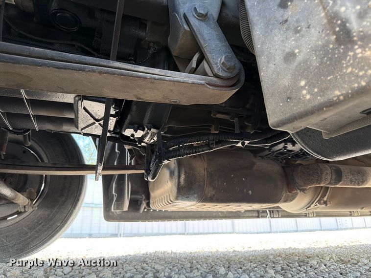 image for item YA1227 2016 Freightliner Cascadia semi truck