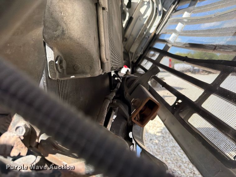 image for item YA1227 2016 Freightliner Cascadia semi truck