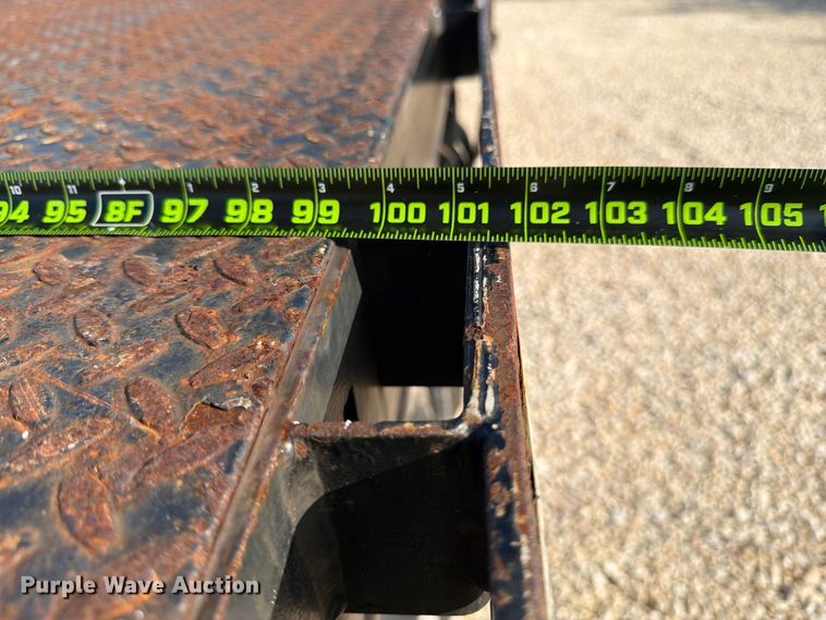 image for item YA1239 2023 Peterbilt 348 flatbed truck