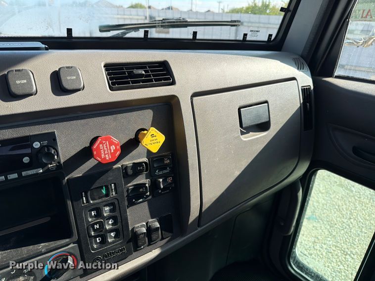 image for item YA1239 2023 Peterbilt 348 flatbed truck