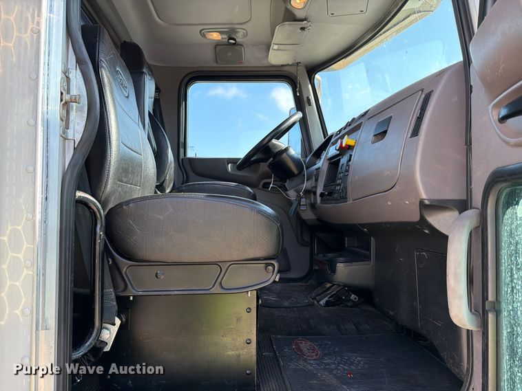 image for item YA1239 2023 Peterbilt 348 flatbed truck