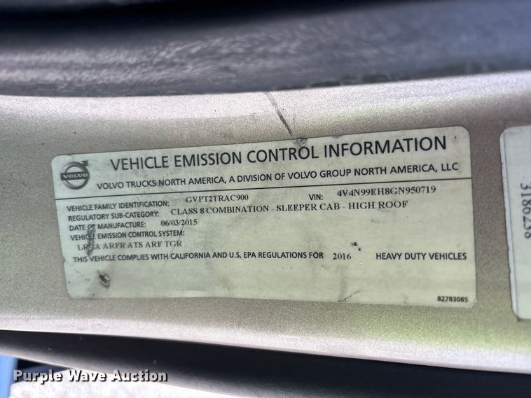 image for item YA1241 2016 Volvo VNL semi truck