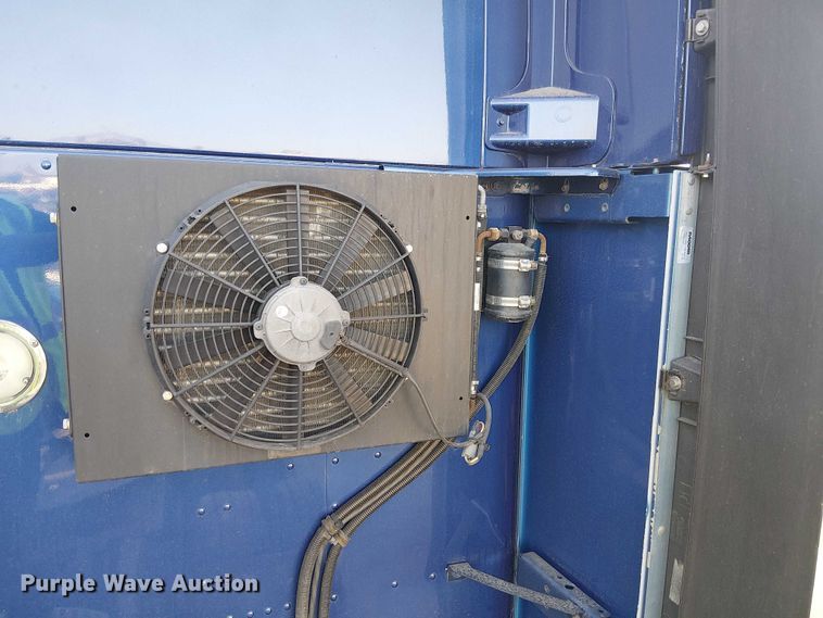 image for item YA1244 2019 Kenworth T680 semi truck