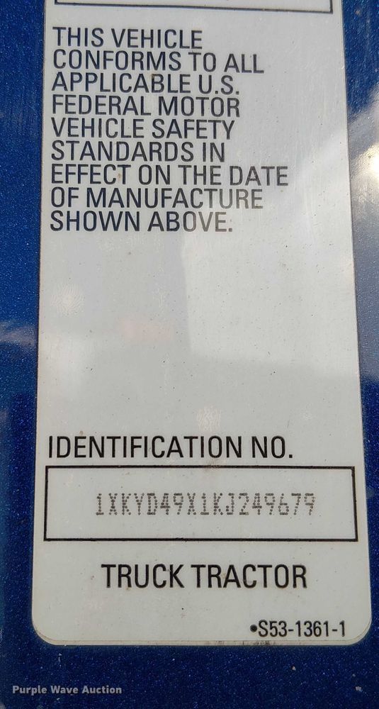 image for item YA1244 2019 Kenworth T680 semi truck