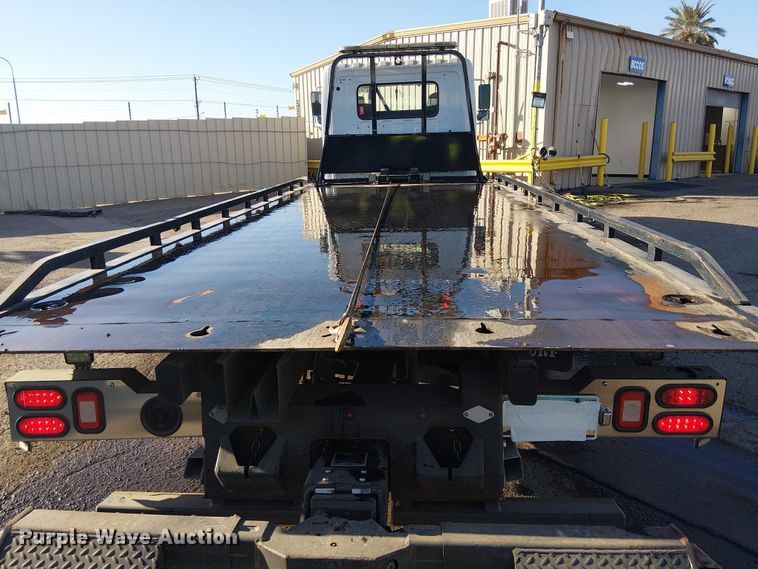 image for item YA1266 2022 Hino 258/268 Crew Cab rollback truck