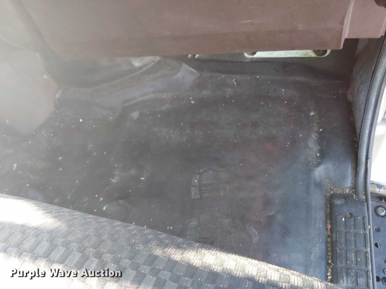 image for item YA1266 2022 Hino 258/268 Crew Cab rollback truck