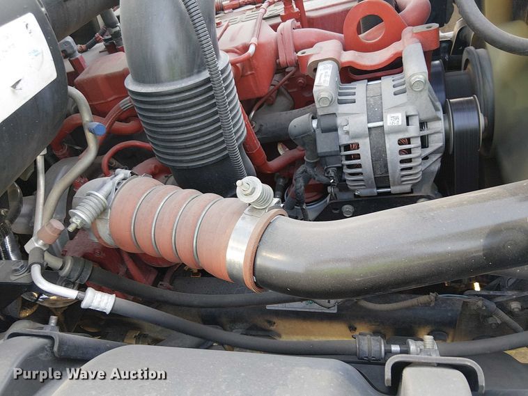 image for item YA1266 2022 Hino 258/268 Crew Cab rollback truck