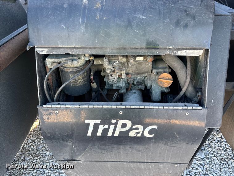 image for item YA1293 2015 Kenworth T680 semi truck