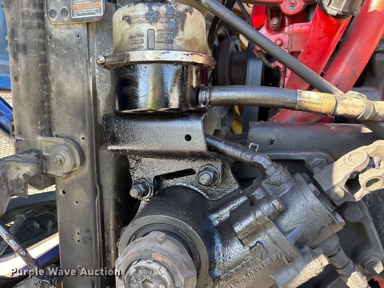 image for item YA1293 2015 Kenworth T680 semi truck