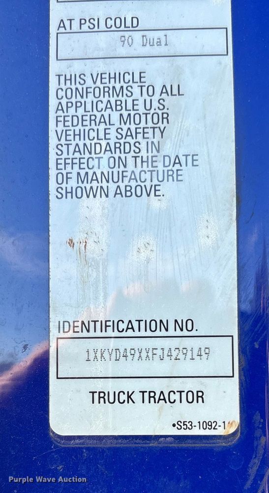 image for item YA1293 2015 Kenworth T680 semi truck