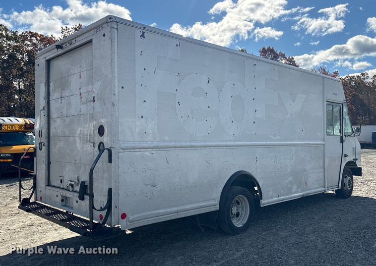 image for item YA1303 2020 Ford F59 delivery truck