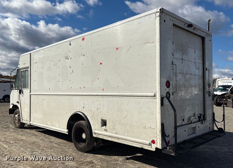 image for item YA1303 2020 Ford F59 delivery truck