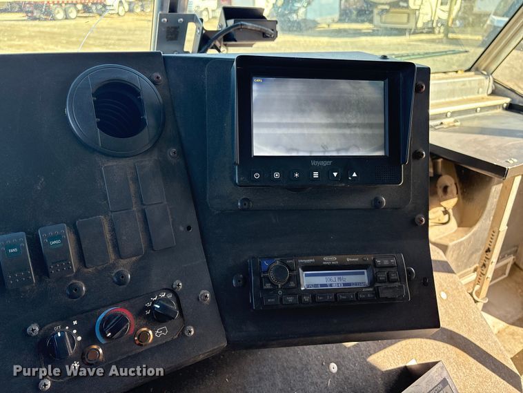 image for item YA1303 2020 Ford F59 delivery truck