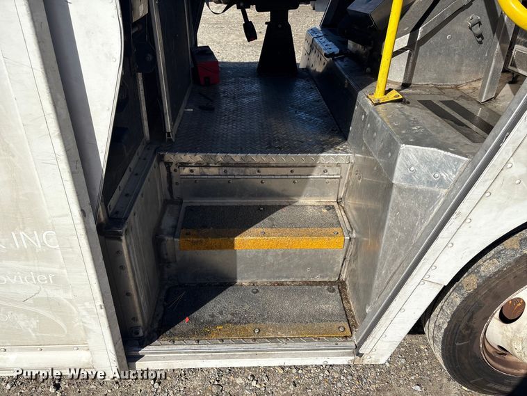 image for item YA1303 2020 Ford F59 delivery truck