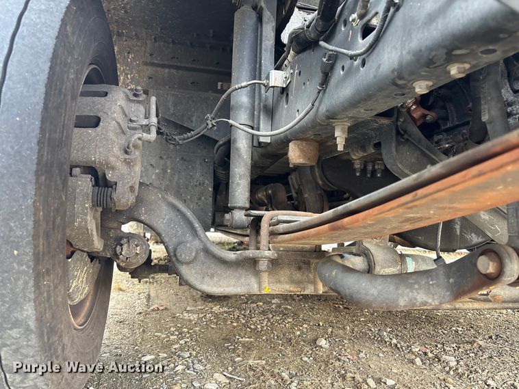 image for item YA1303 2020 Ford F59 delivery truck