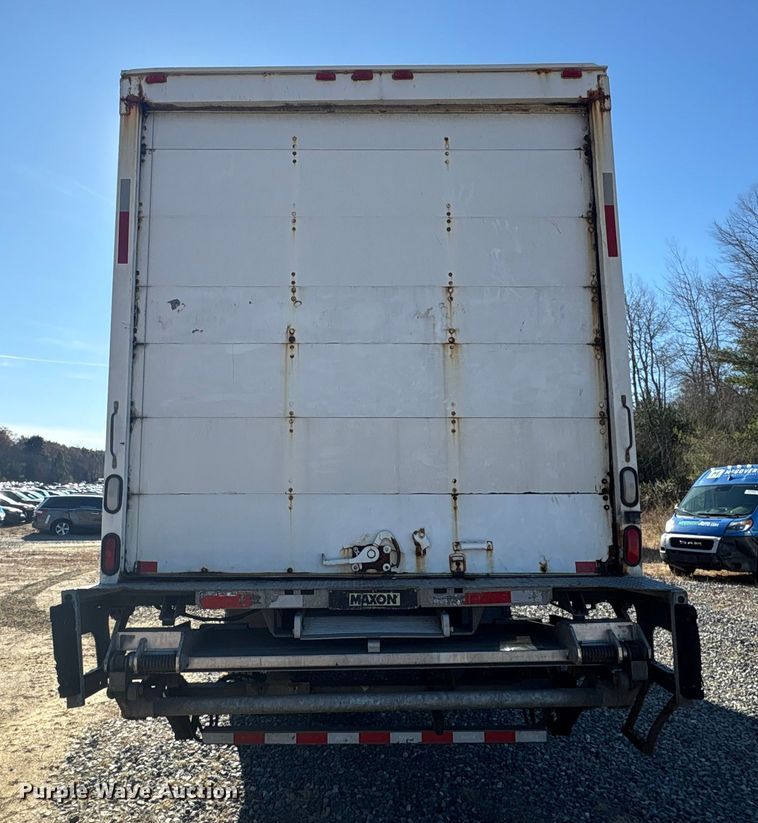 image for item YA1341 2016 International 4300 box truck