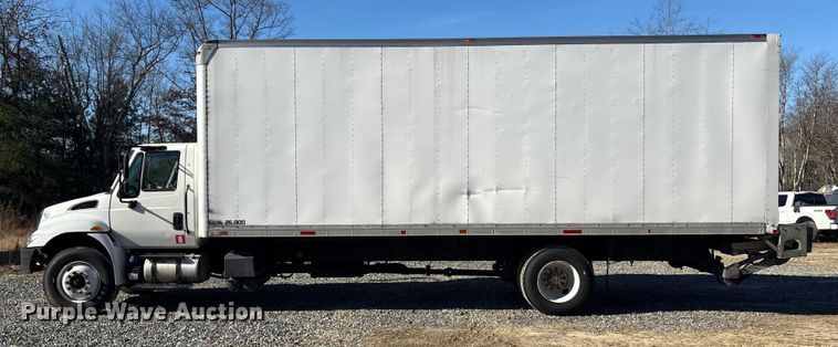 image for item YA1341 2016 International 4300 box truck