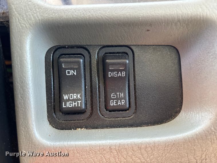 image for item YA1341 2016 International 4300 box truck