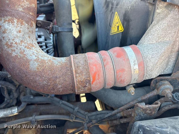 image for item YA1341 2016 International 4300 box truck