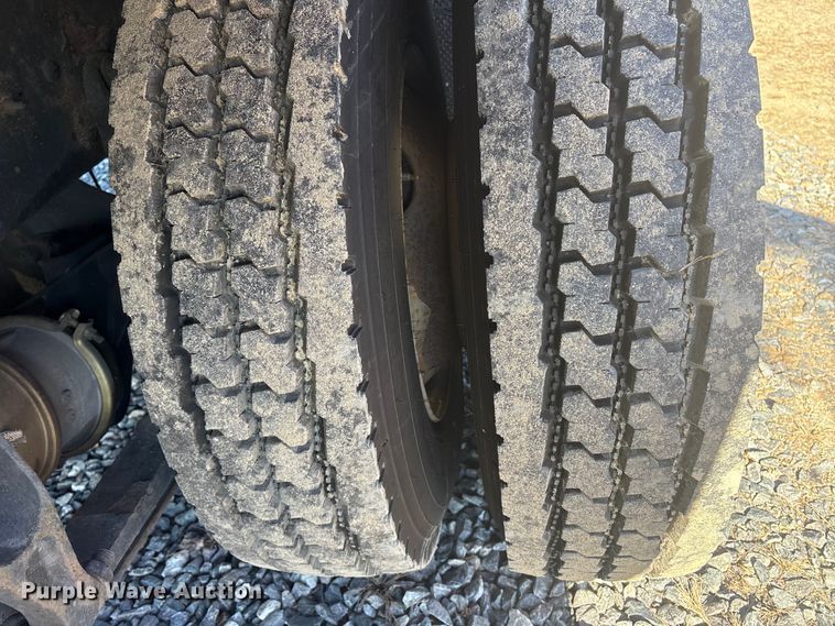 image for item YA1341 2016 International 4300 box truck