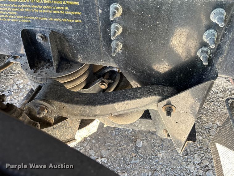 image for item YA1356 2023 International HX620 dump truck