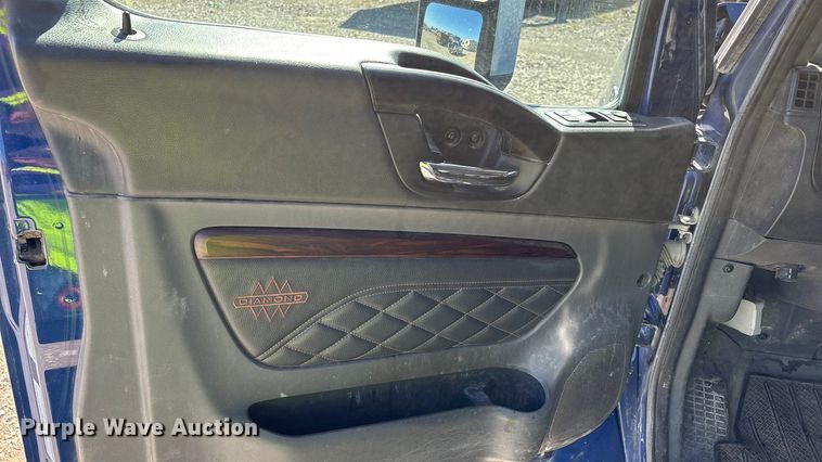 image for item YA1356 2023 International HX620 dump truck