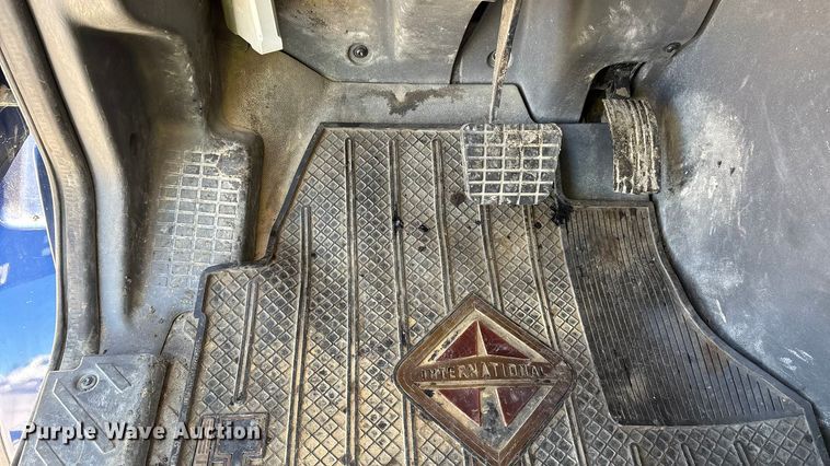 image for item YA1356 2023 International HX620 dump truck