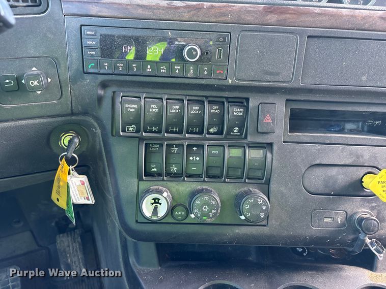 image for item YA1356 2023 International HX620 dump truck