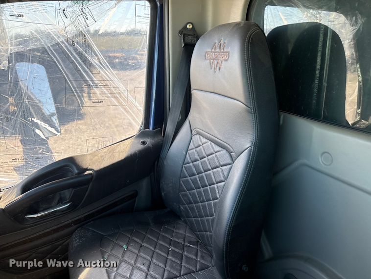 image for item YA1356 2023 International HX620 dump truck