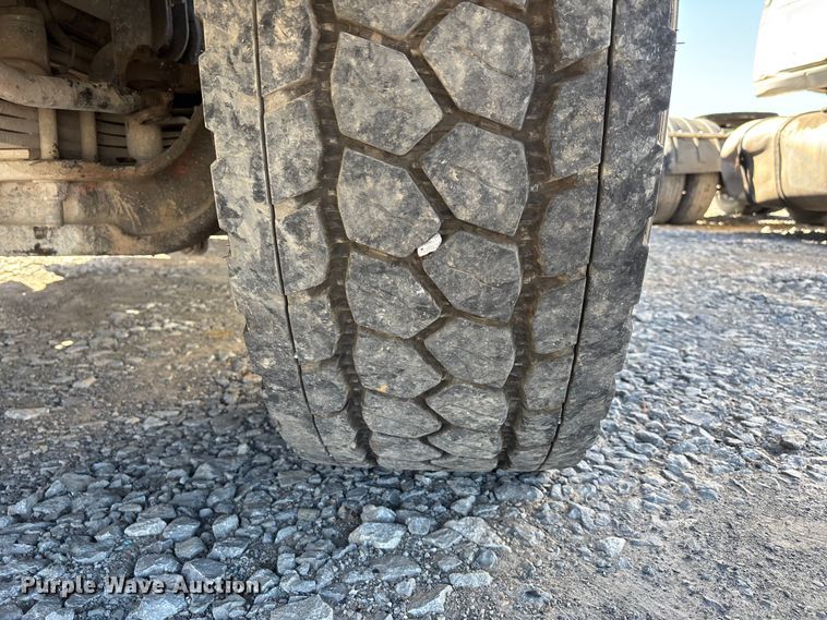 image for item YA1356 2023 International HX620 dump truck