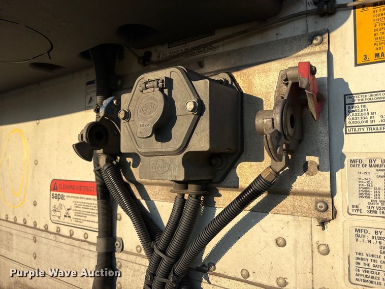 image for item YA1380 2022 Utility VS2RA refrigerated van trailer