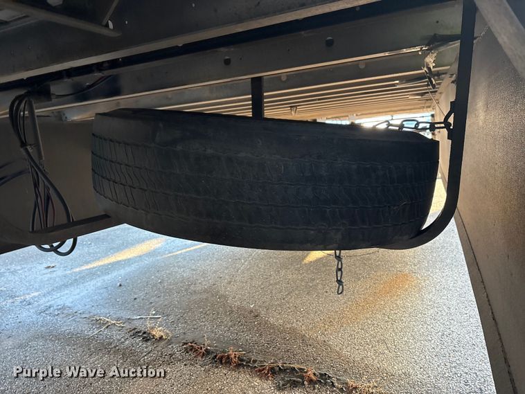 image for item YA1380 2022 Utility VS2RA refrigerated van trailer