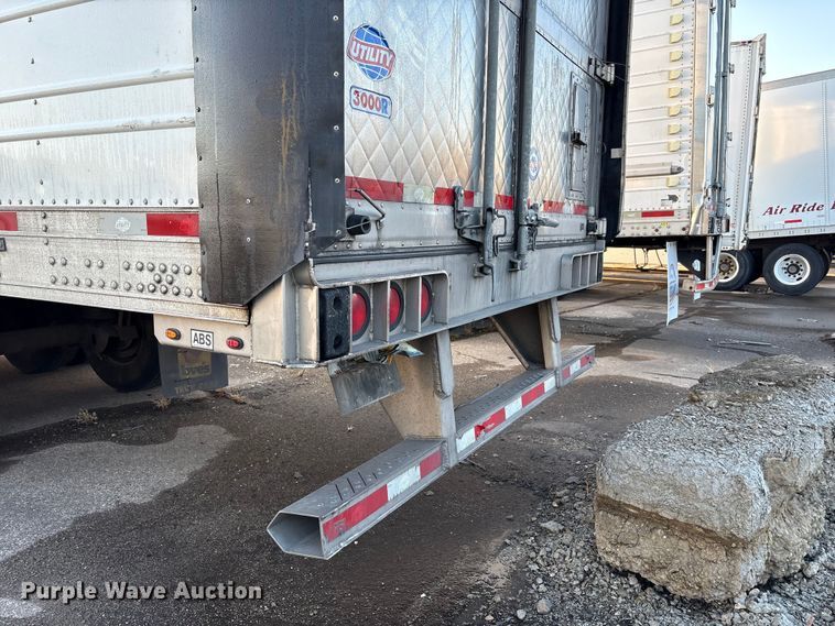 image for item YA1380 2022 Utility VS2RA refrigerated van trailer